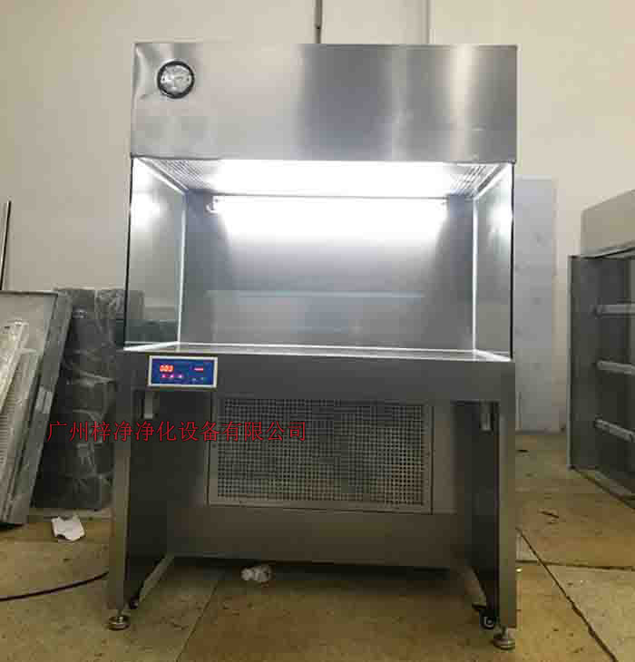 負壓稱量房又稱作負壓稱量間、負壓稱量室、負壓稱量罩或負壓稱量單元