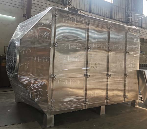 活性炭吸附箱 活性炭吸附箱能對苯、醇、酮、酯、等有機溶劑的廢氣吸附回收