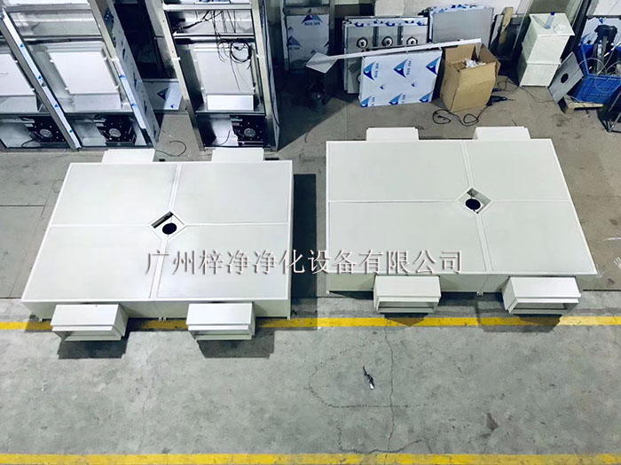 千級層流送風(fēng)天花可廣泛應(yīng)用于醫(yī)院潔凈手術(shù)室、潔凈病房、潔凈動物房等項目。